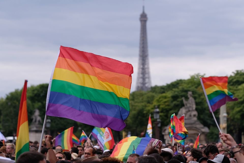 9/paris-gay-pride-5a0c95d0845b34003b7adfc6.jpg